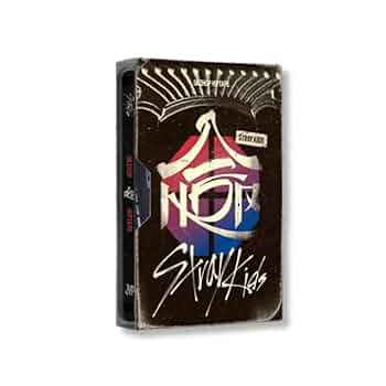 Stray Kids - moa STRAY KIDS ATE POP-UP Goods - MAGNETIC CARD WALLET kpoptown.com